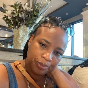 Meet your Posher, Eboni